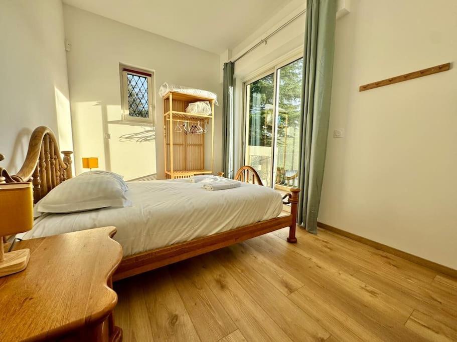 Florida, 8 Prs, Piscine, Clim, Parking Apartment *