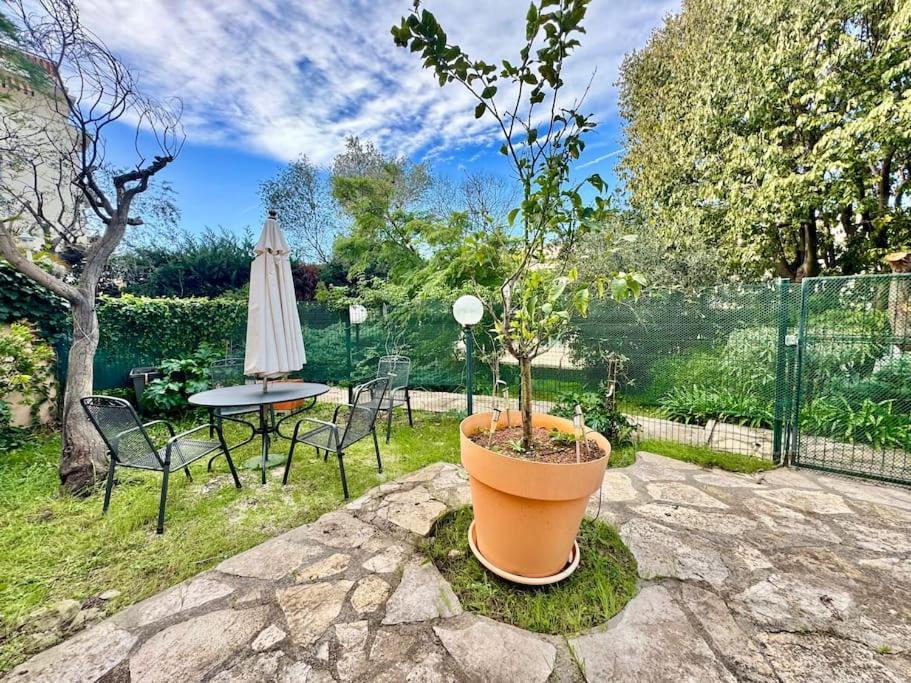 L'orangerie, 2 Prs, Jardin, 5 Min Bord De *