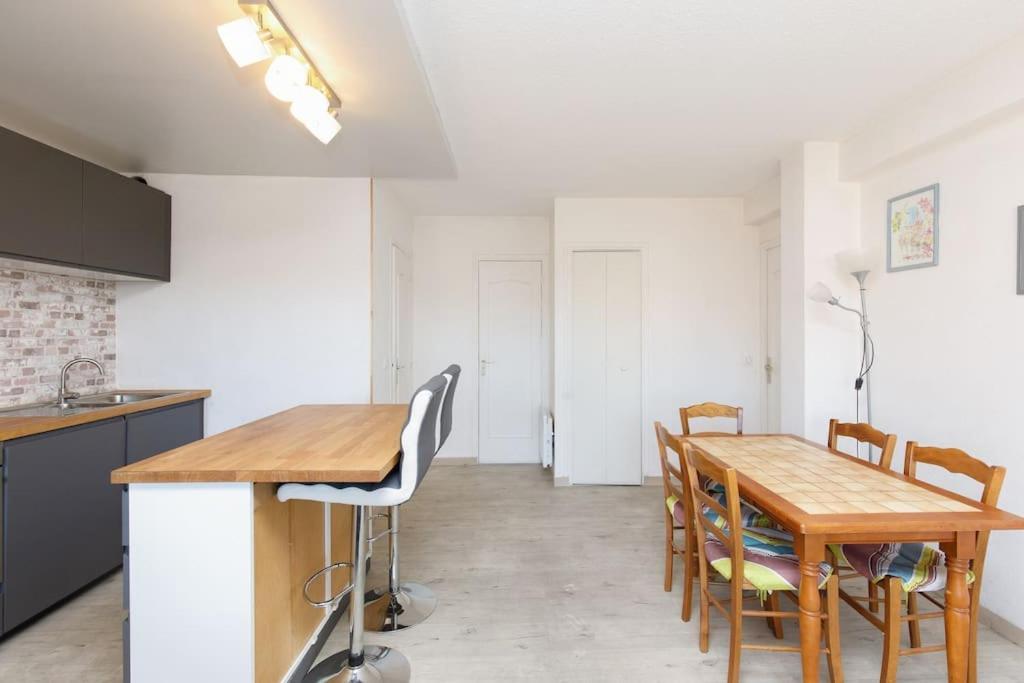 Apartment Le France -rare, 6 Couchages, Clim, Wifi, 2 Sdb, 2wc, Parking *