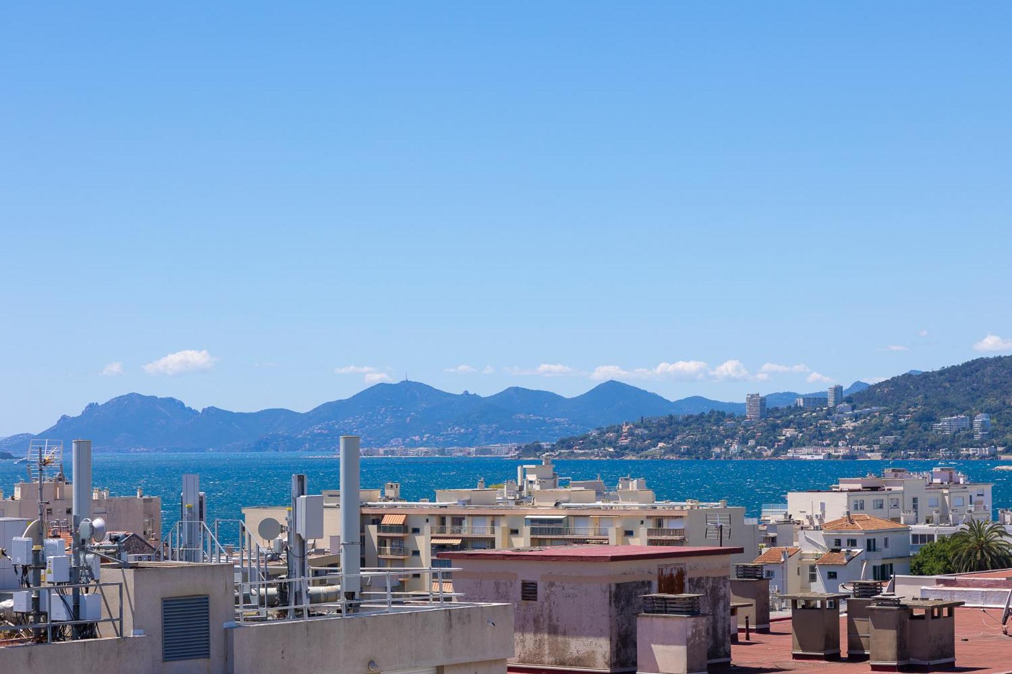 Duplex Elegante Vista Panoramica 360 Juan-les-pins Apartment *