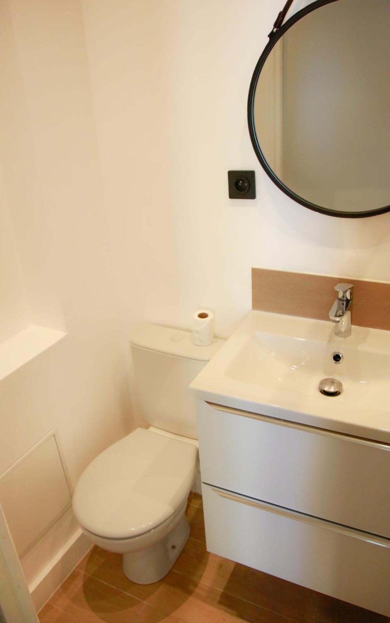 2P Au Coeur Du Vieil Antibes Apartamento *