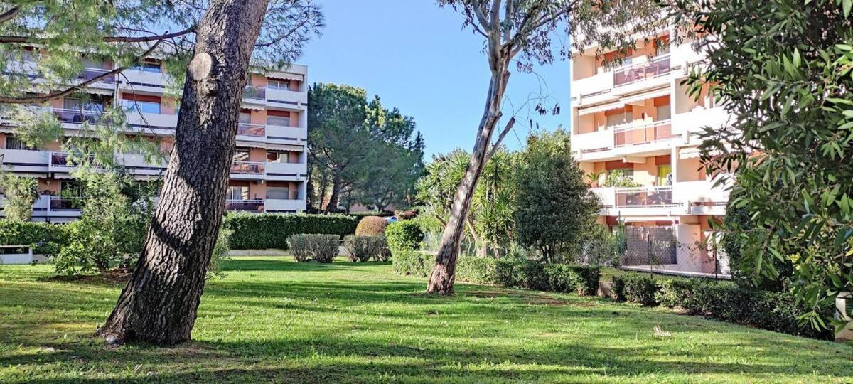 L'eden - Terrasse - Piscine - Tennis *
