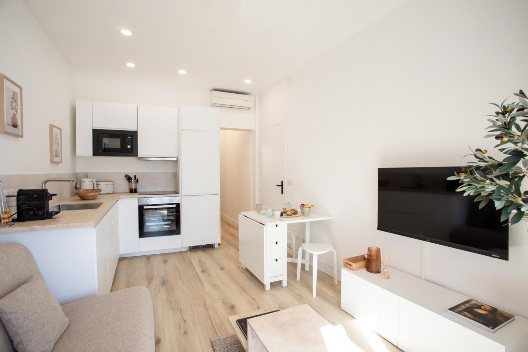 3p Au Coeur De Juan Les Pins Apartment