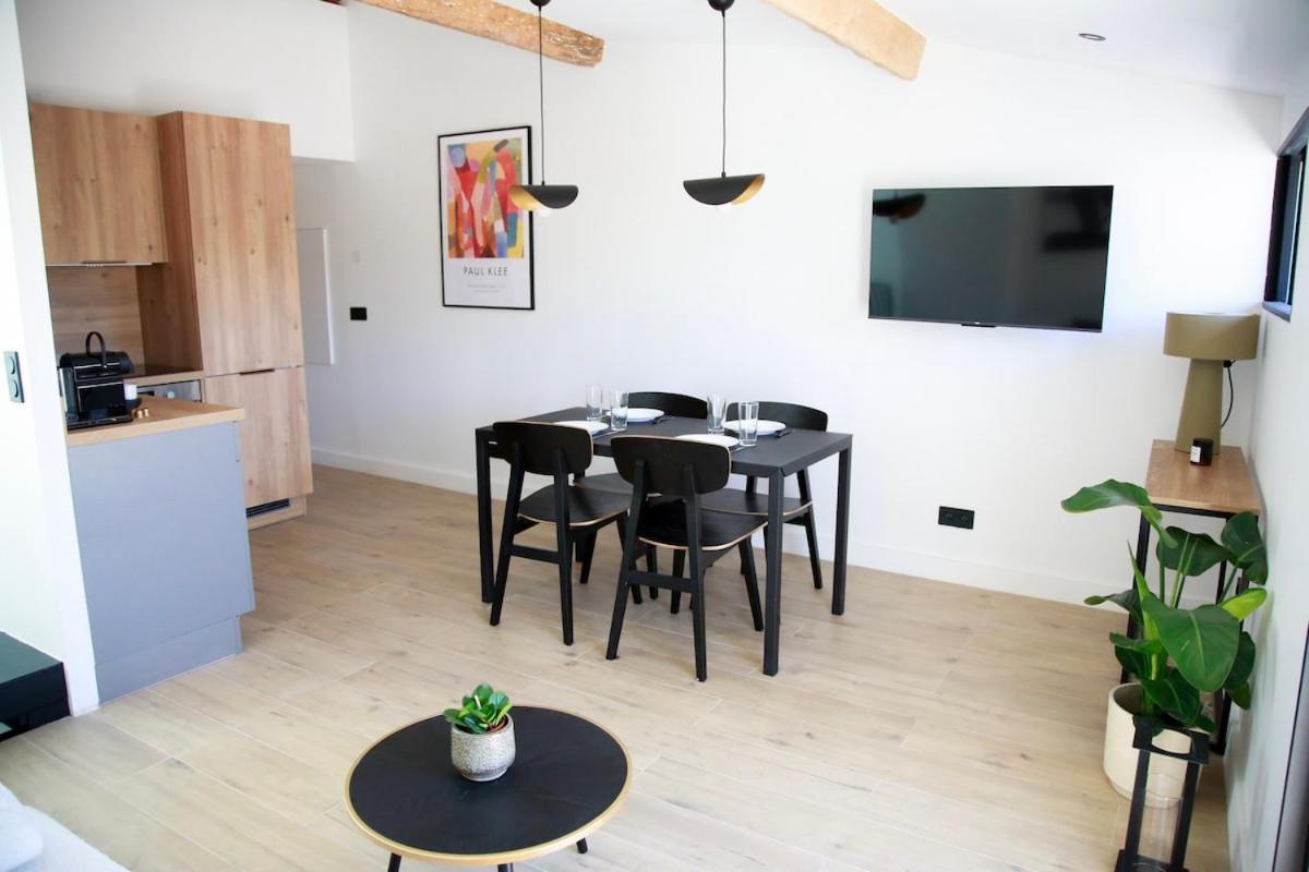 3p Avec Terrasse Dans La Vieille Appartement *