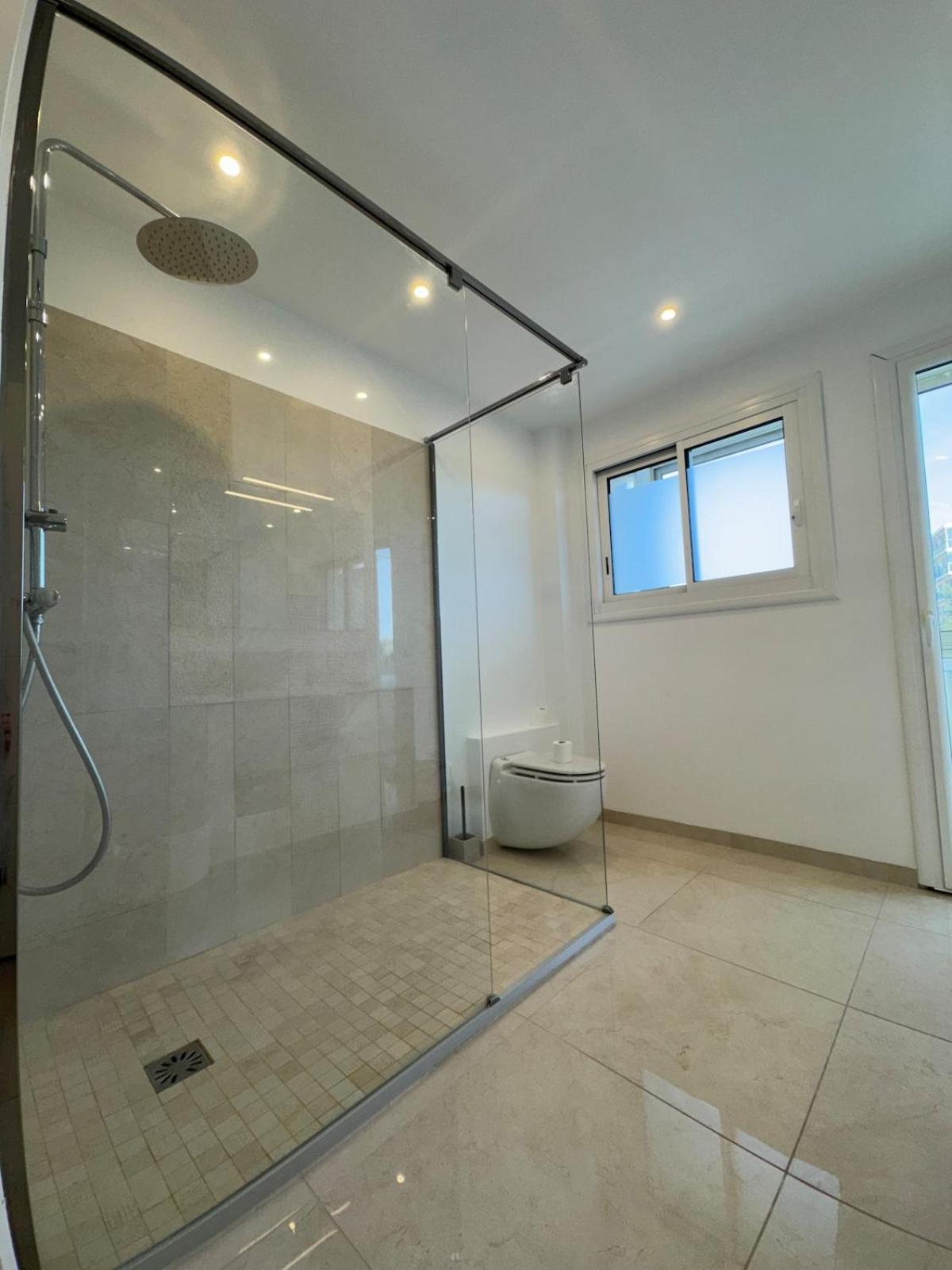 La Roseraie - Standing 4 Prs - Piscine - Parking Apartment Antibes