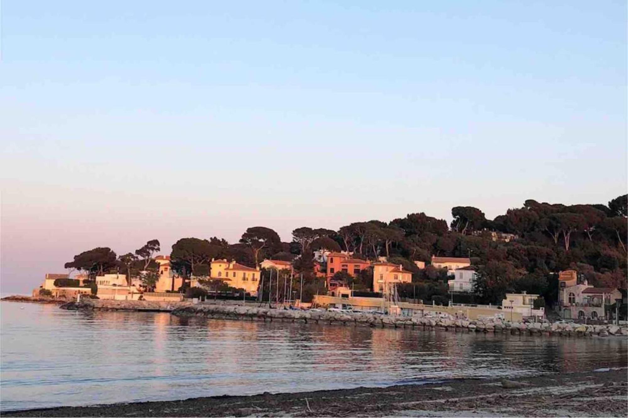 Holiday home Cap D'antibes- Seafront - Swimming Pool -ac Antibes