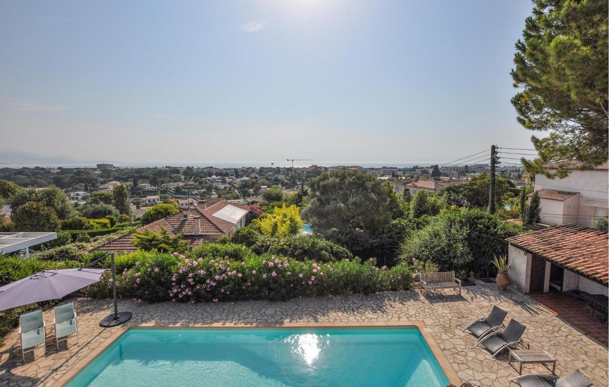 In With Private Swimming Pool, Be Inside Or Outside Holiday home *