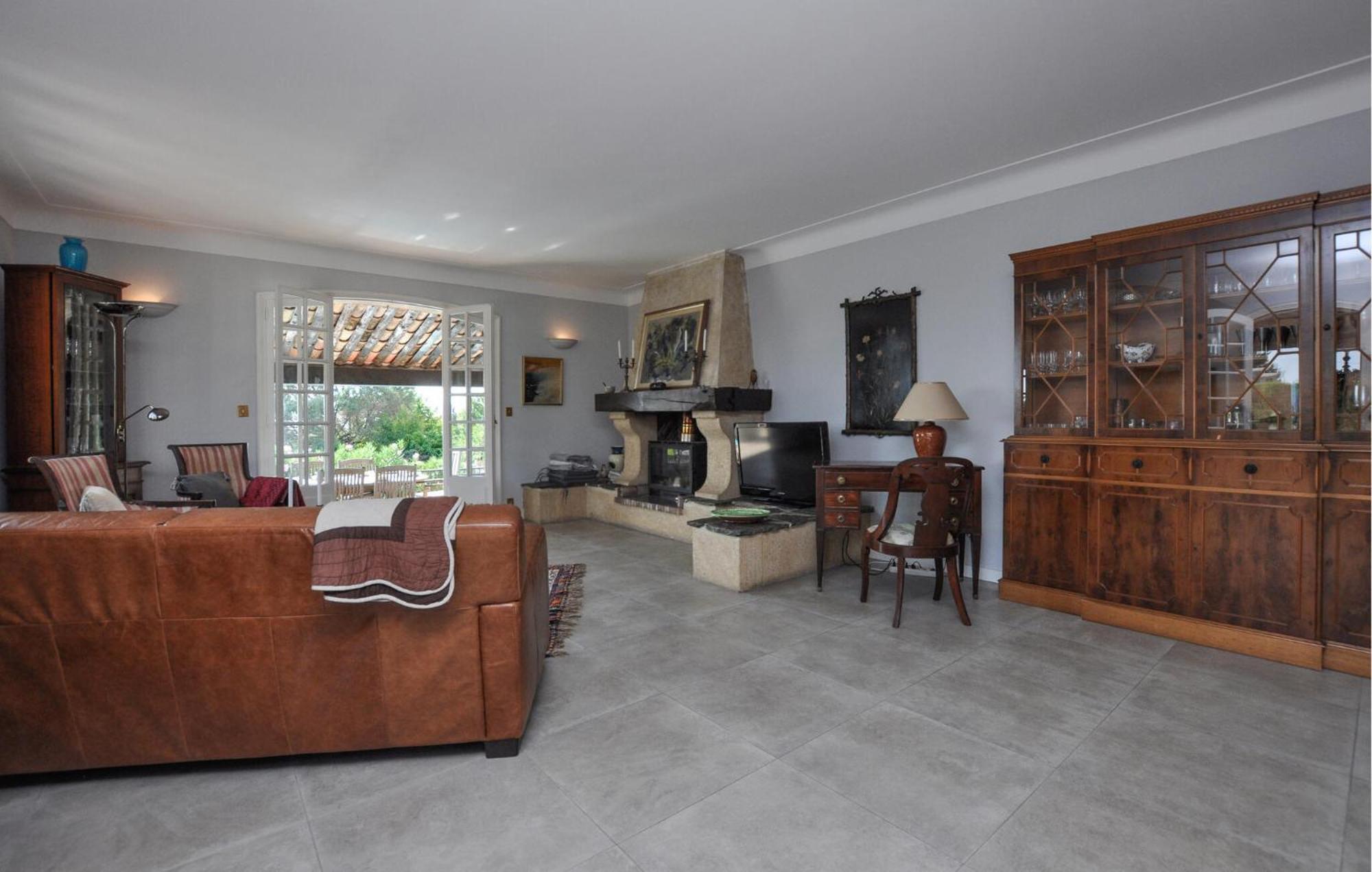 Holiday home In With Private Swimming Pool, Be Inside Or Outside *