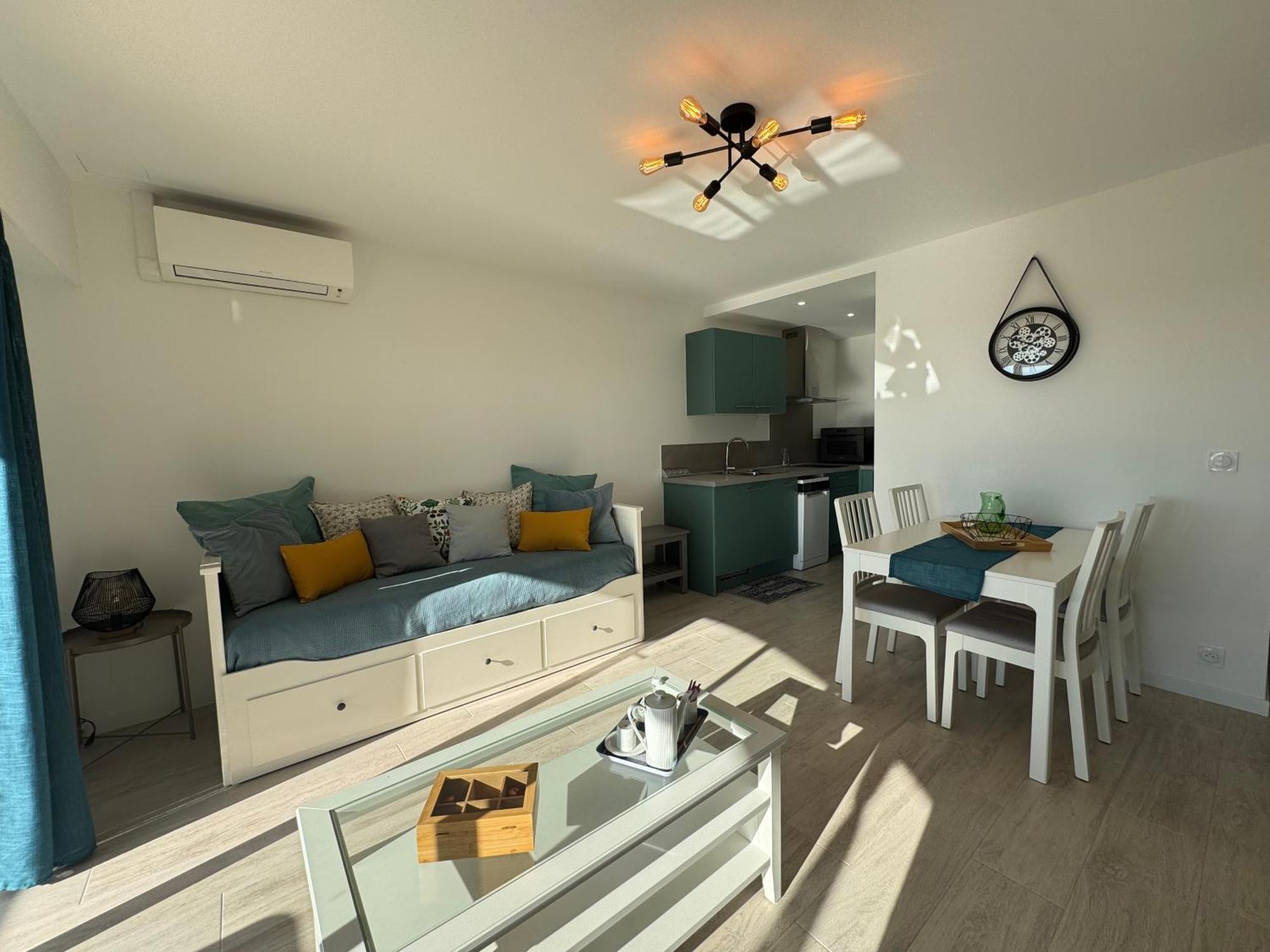2p Piscine - Parking - Vue - Appartement