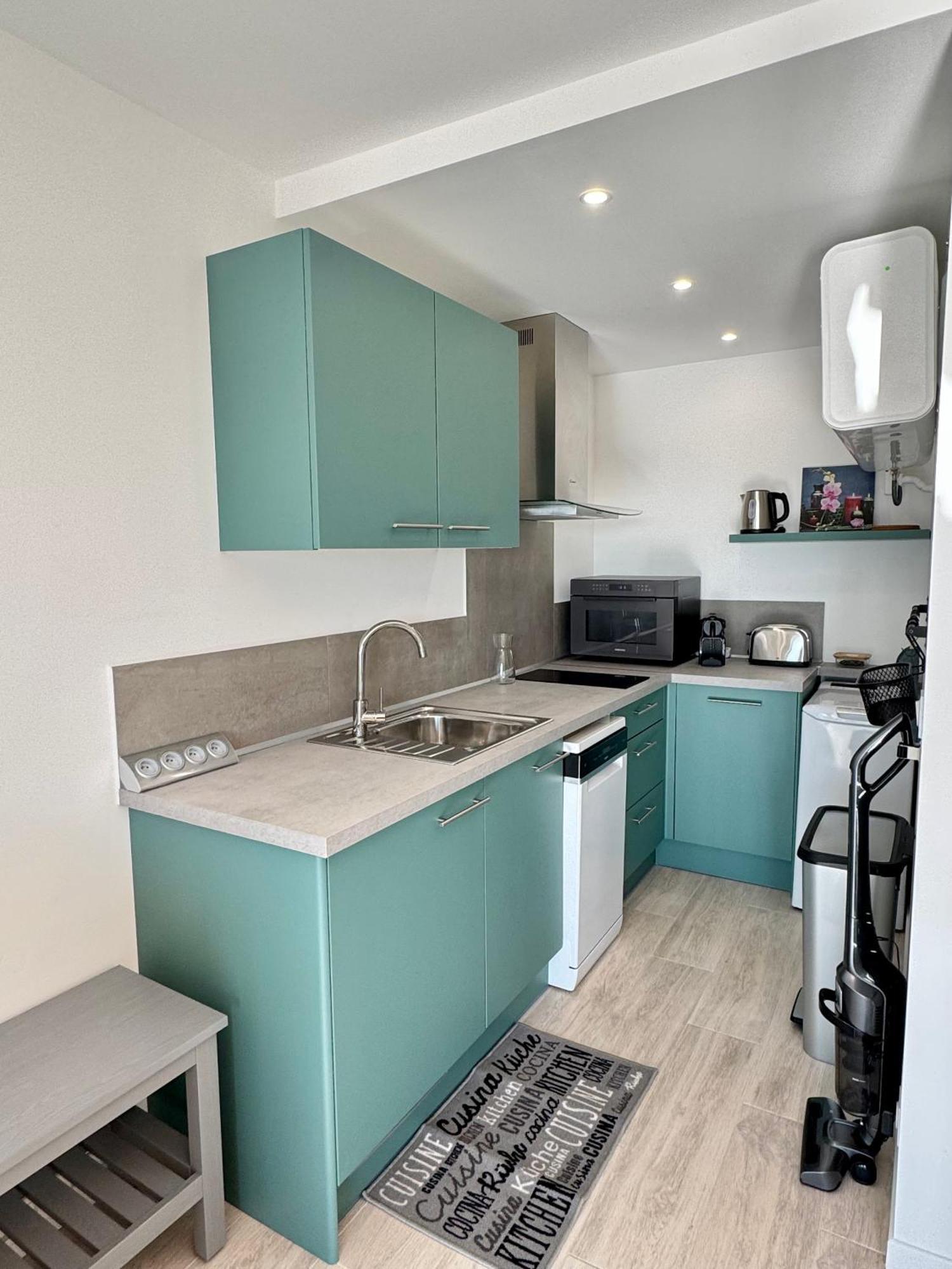 2p Piscine - Parking - Vue - Appartement