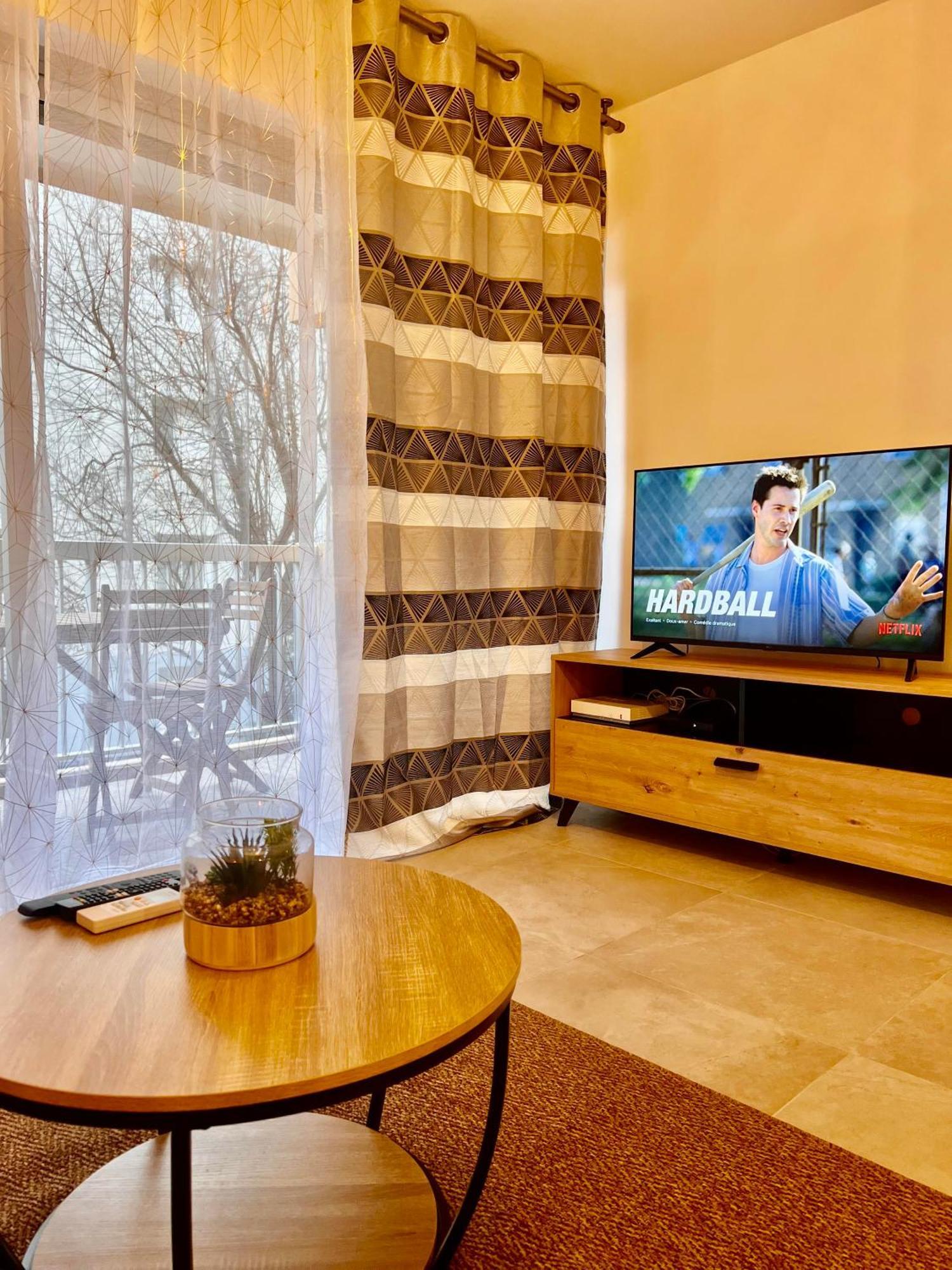 Cosy, Calme Et Climatise Proche Centre Antibes