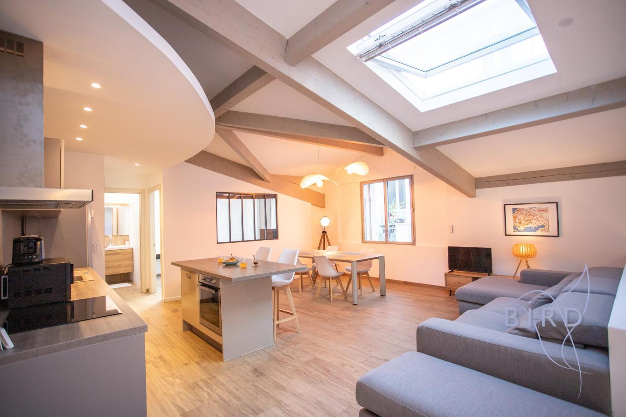 Super Loft 
