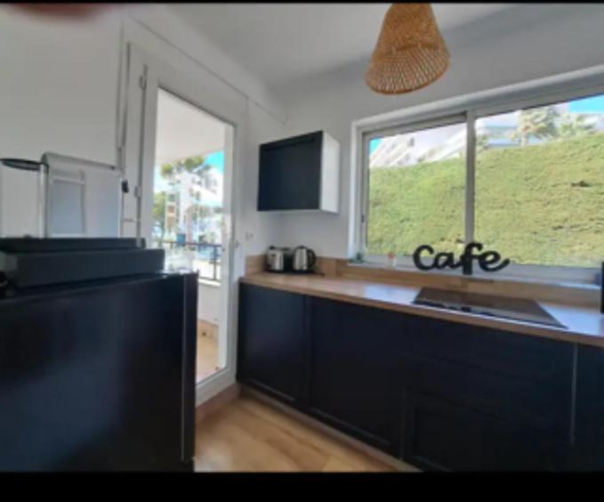 Face A La Et A 2 Pas Des Plages Juan Les Pins 'tout A Pied' Apartment