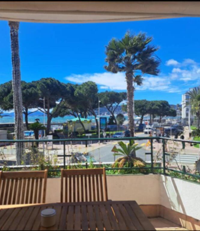 Face A La Et A 2 Pas Des Plages Juan Les Pins 'tout A Pied' Antibes