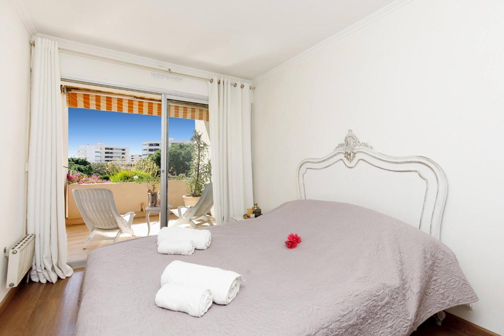 Echappee Paisible A Apartamento Antibes