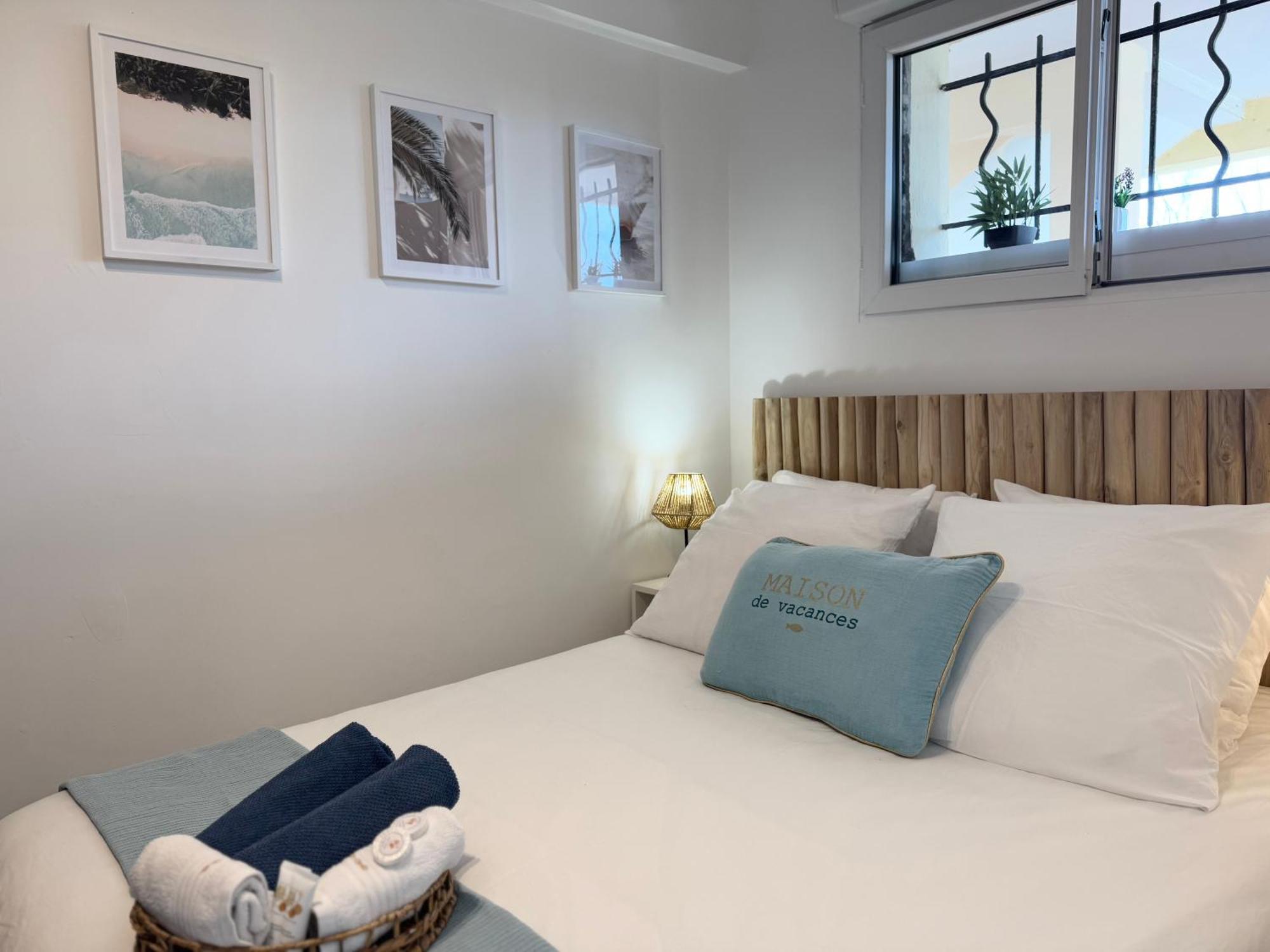 Le Cocon Marin , Vue , Clim , Parking , Piscine * Antibes