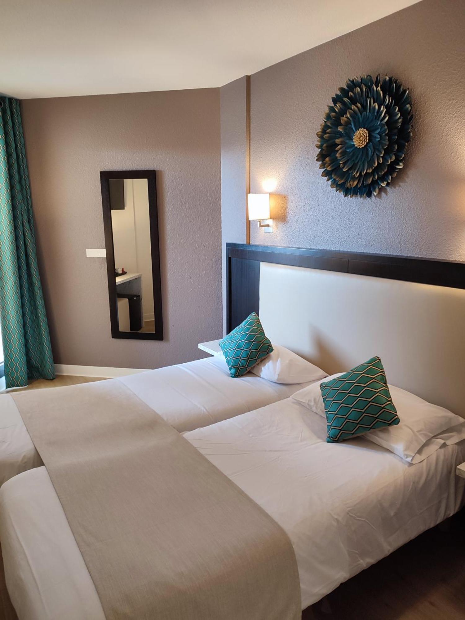 Hotel Le Collier Hotel Antibes