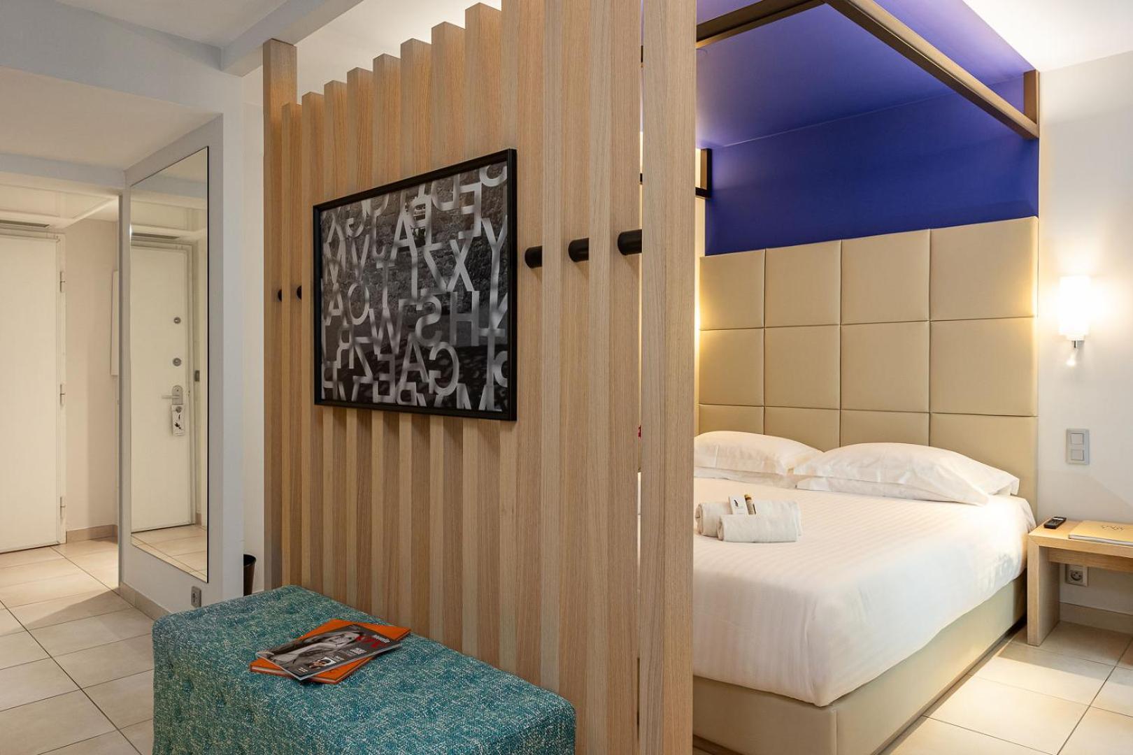 Hotel Royal - Luxury Hotel, Residence, & 4*