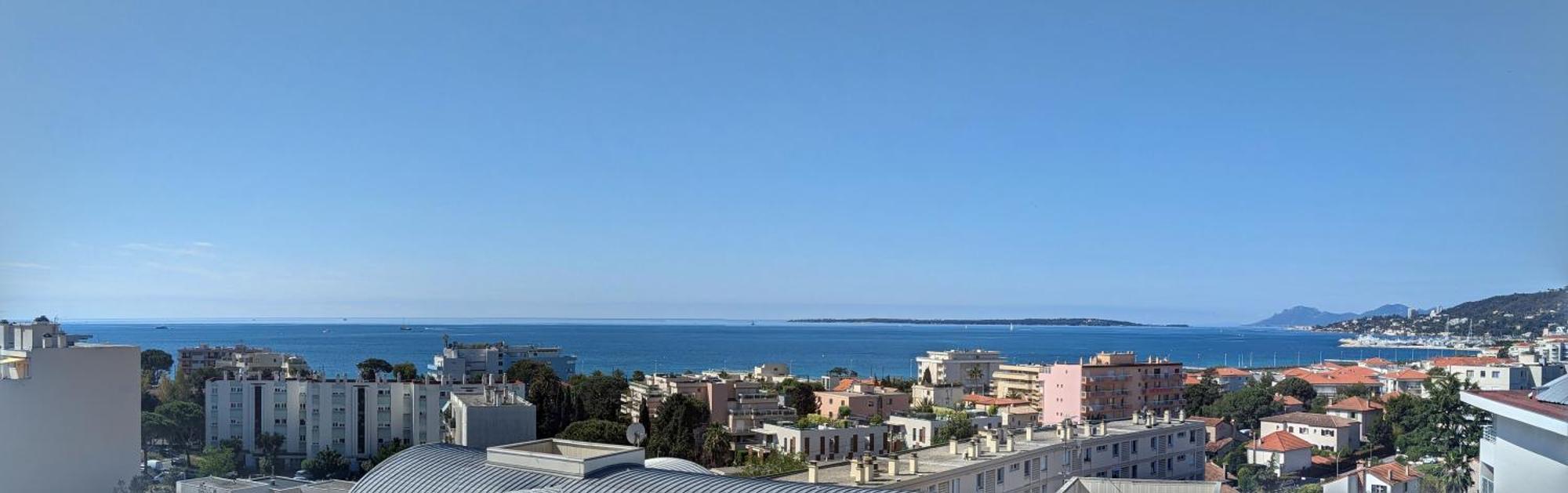 Apartment Beautiful Rooftop With Terrace And Sea View. *