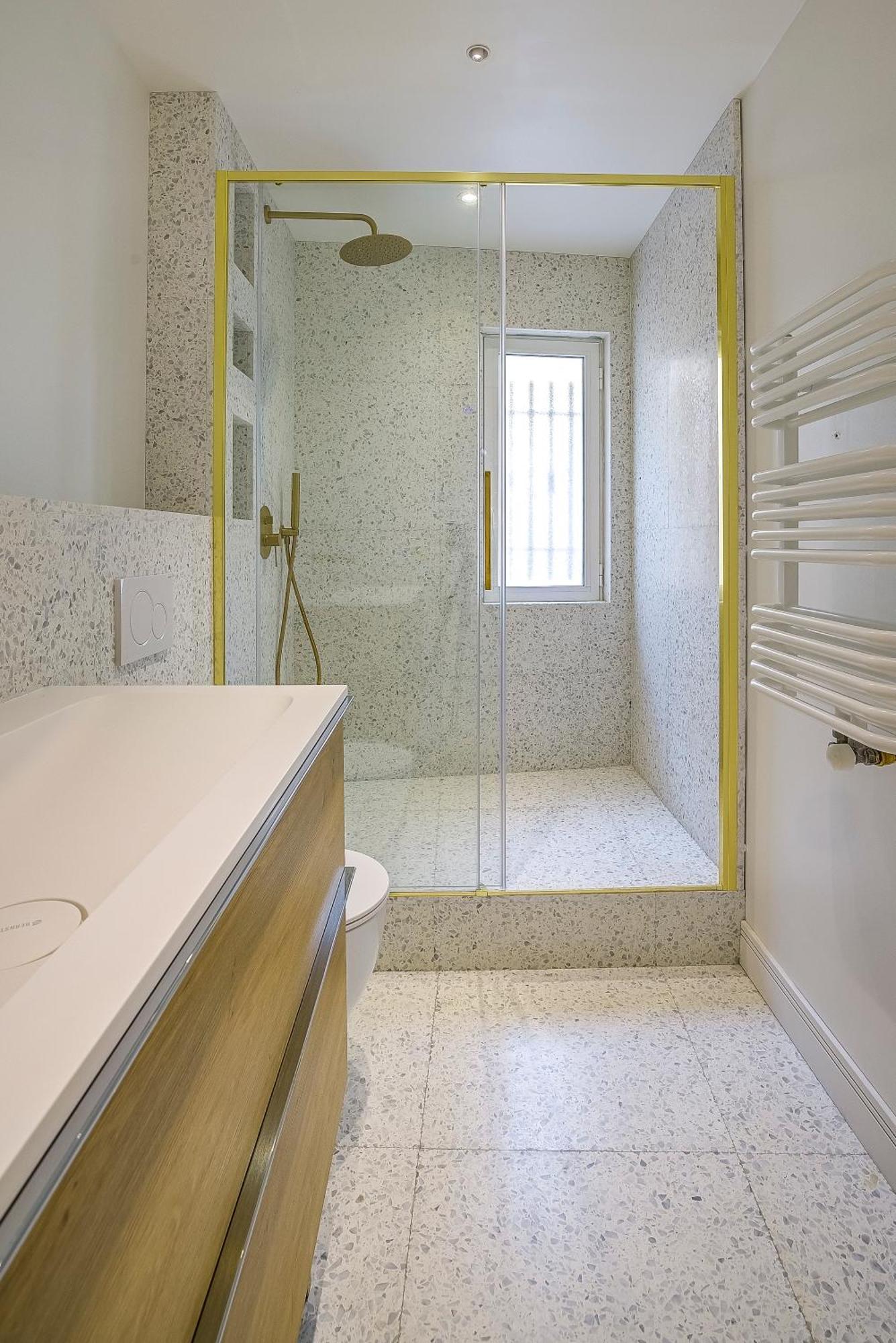 Apartment Perle Rare Au Coeur De La Pinede Antibes