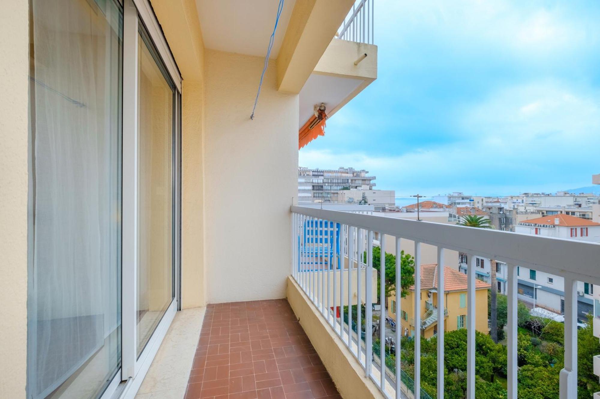 Apartamento Meuble De Tourisme 3p Avec Clim Antibes