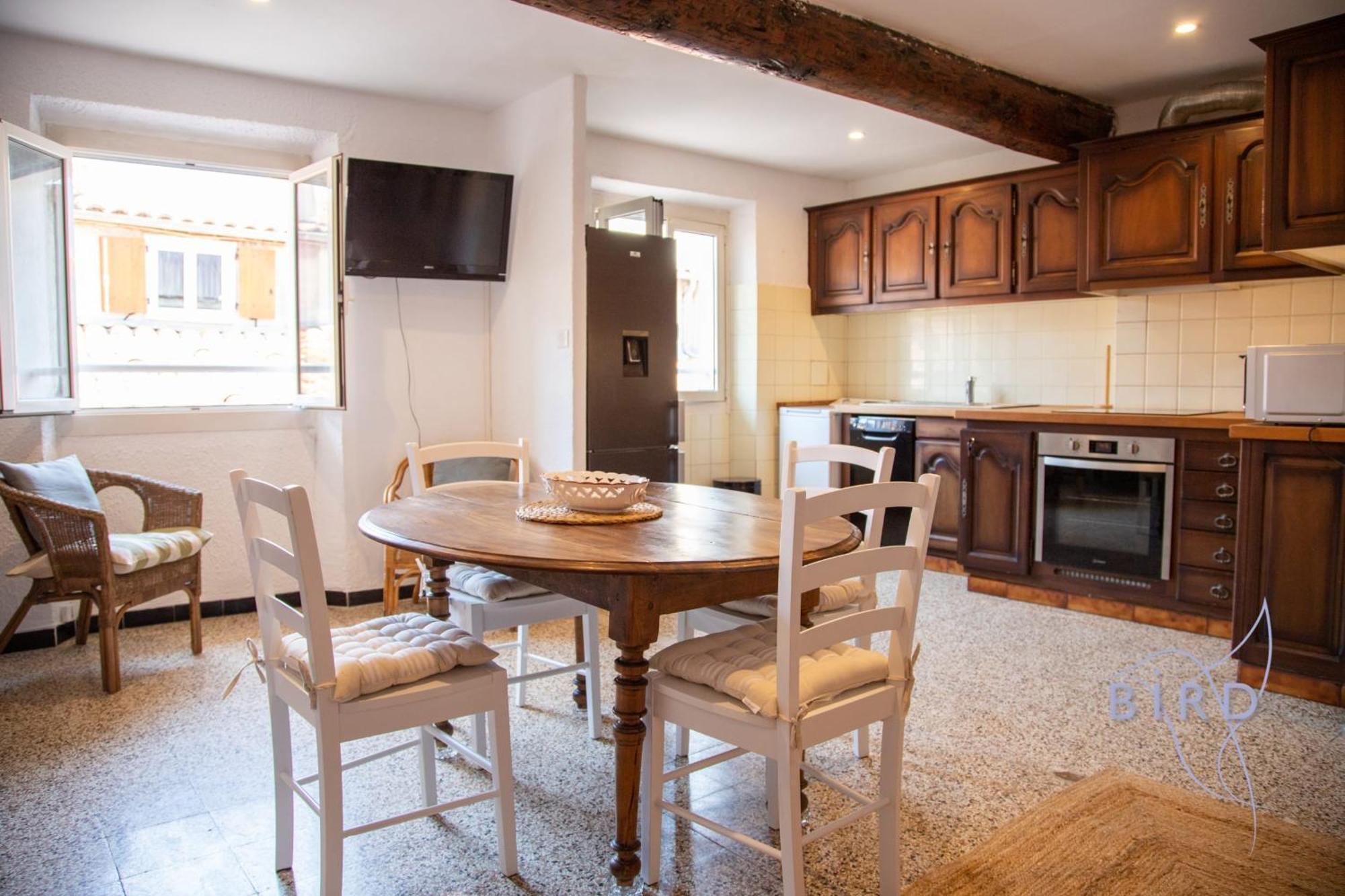 Beautiful Authentic In The Heart Of Old Apartment Antibes