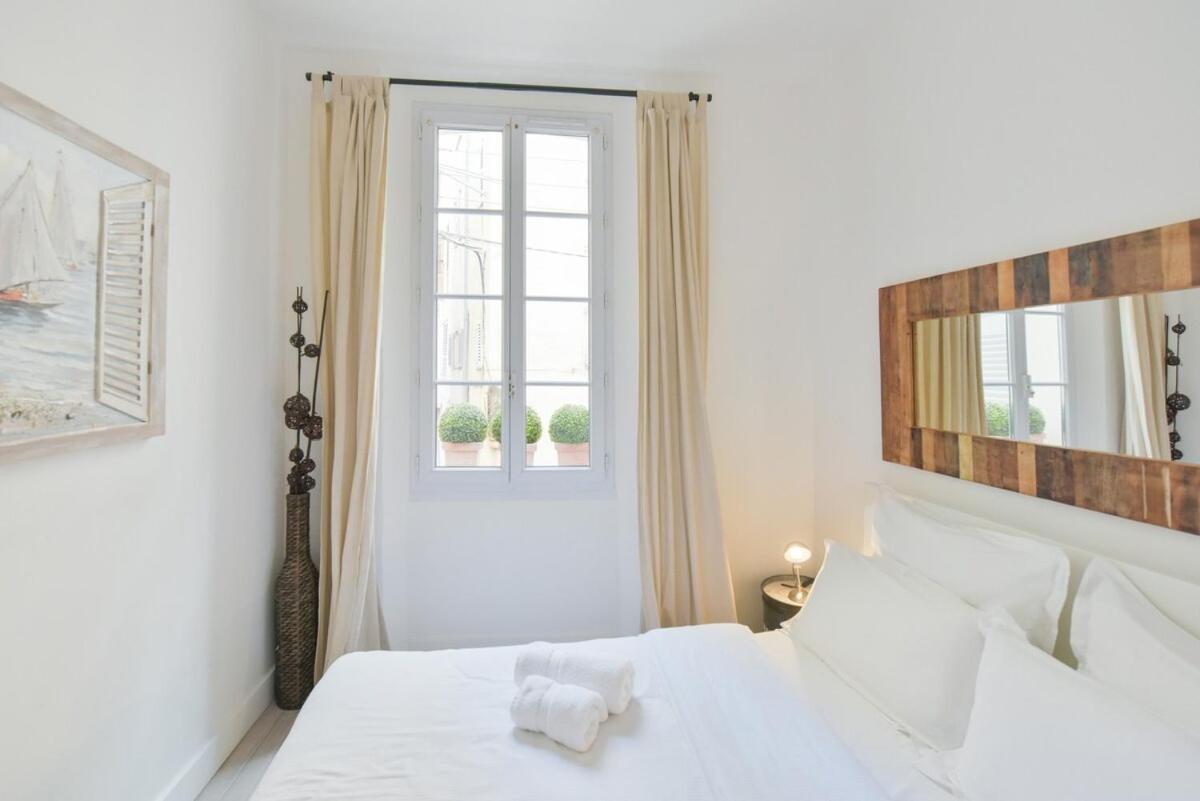 Vieux Murs - Brand New Flat For 4, Ac, Wifi Center Old Antibes