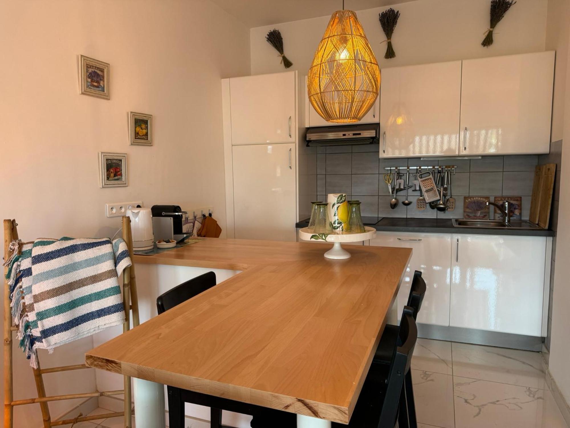 Large Luxury With Garden View Over The Ocean Apartamento *