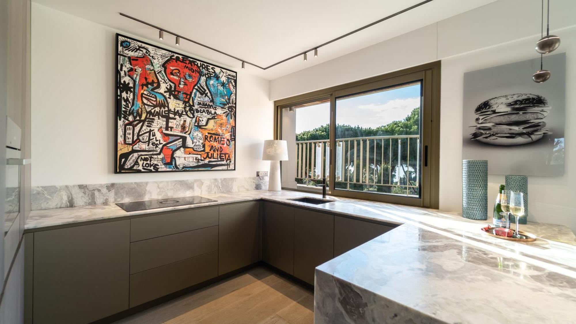 Riviera Luxury Estates * Antibes