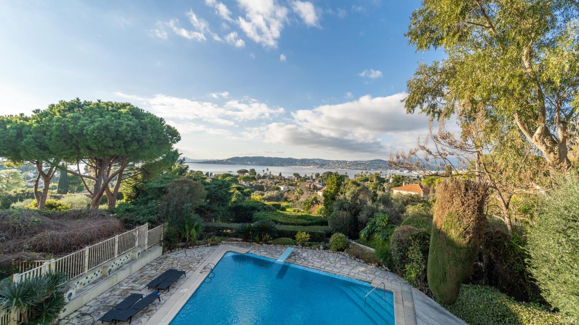 Riviera Luxury Estates