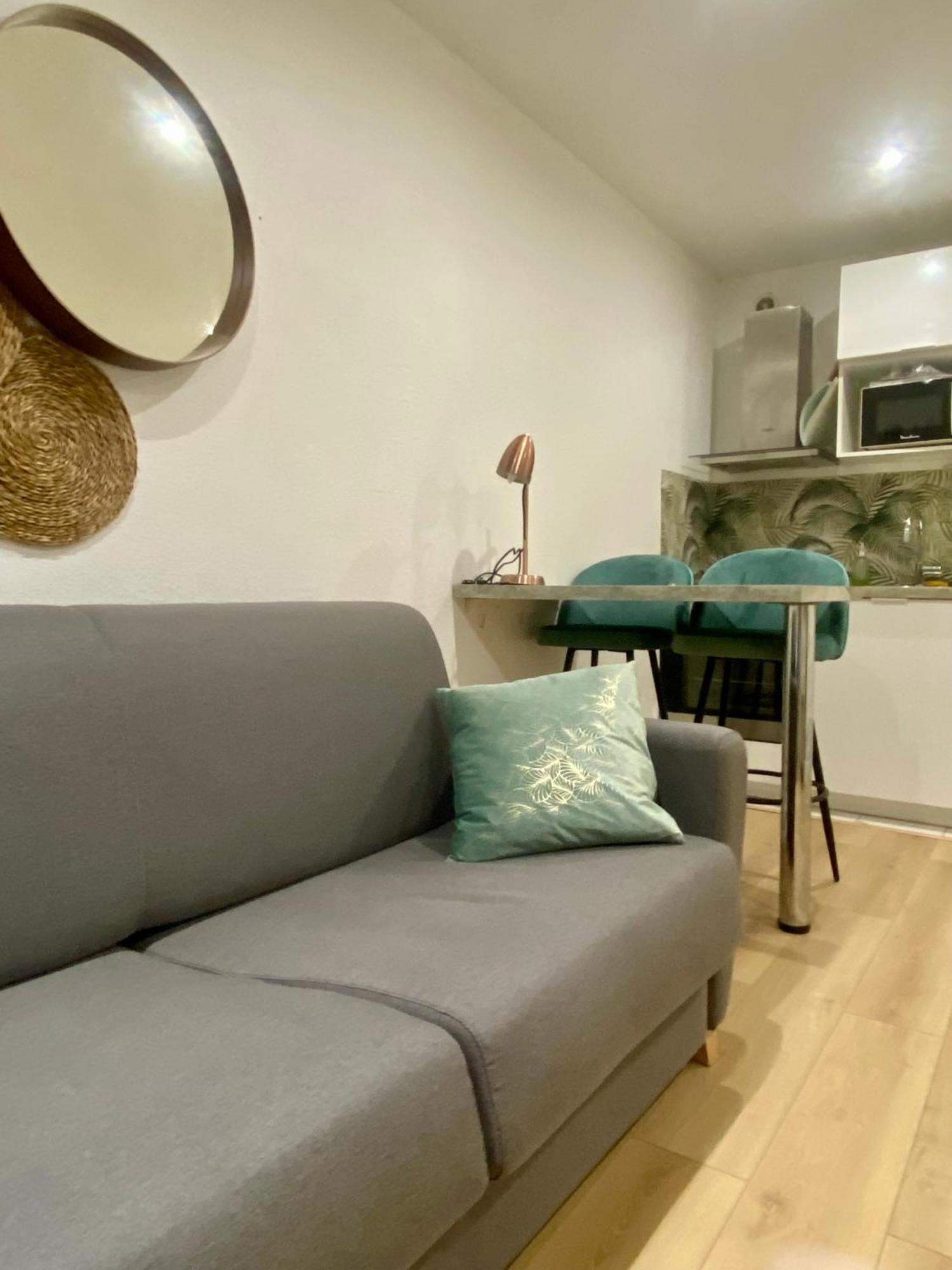 Apartment Bricka - 200m To The Beach, Parking, Clim, Terrace *