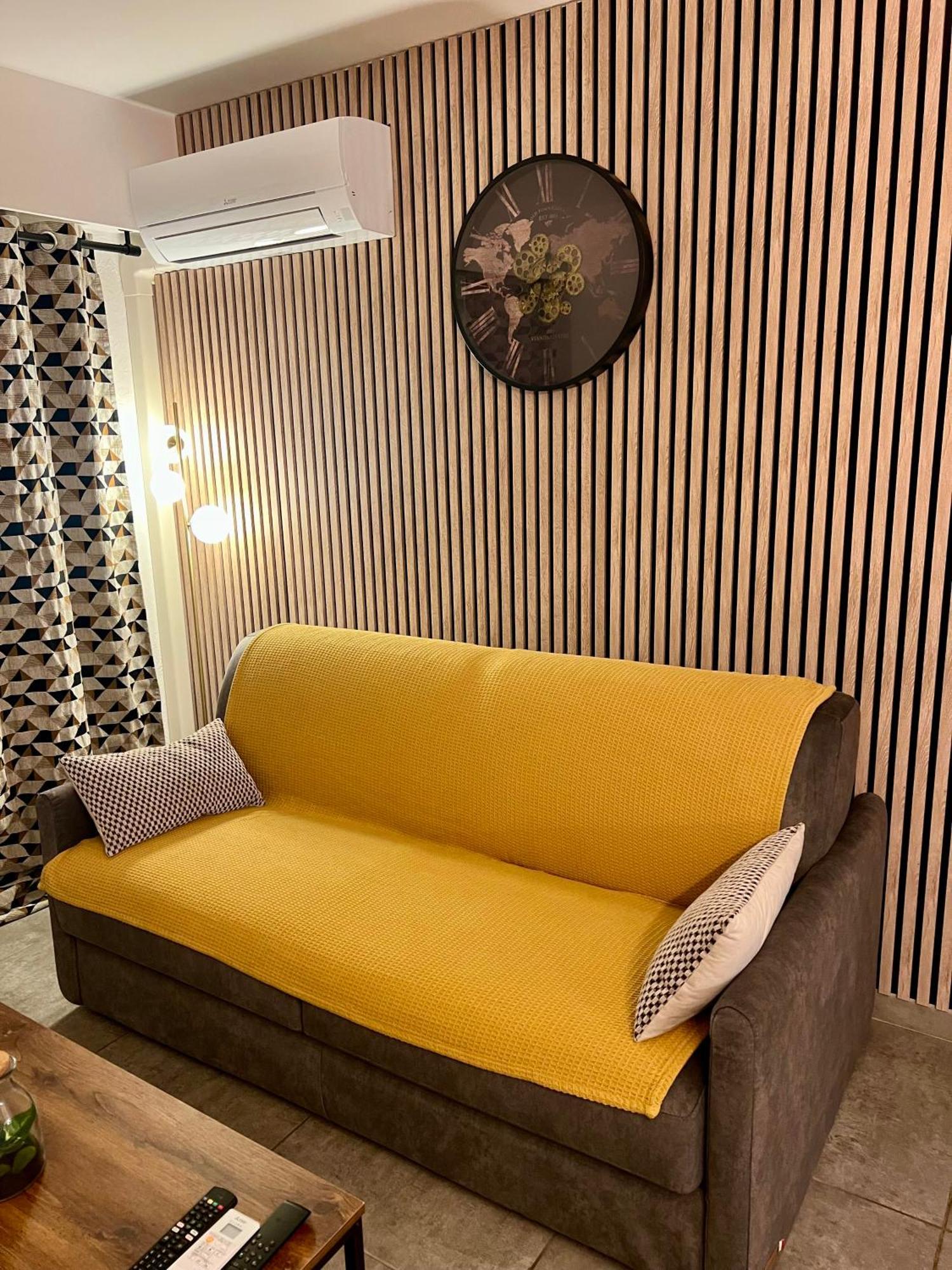 Apartment Climatise, Cosy Et Calme Au Centre Antibes