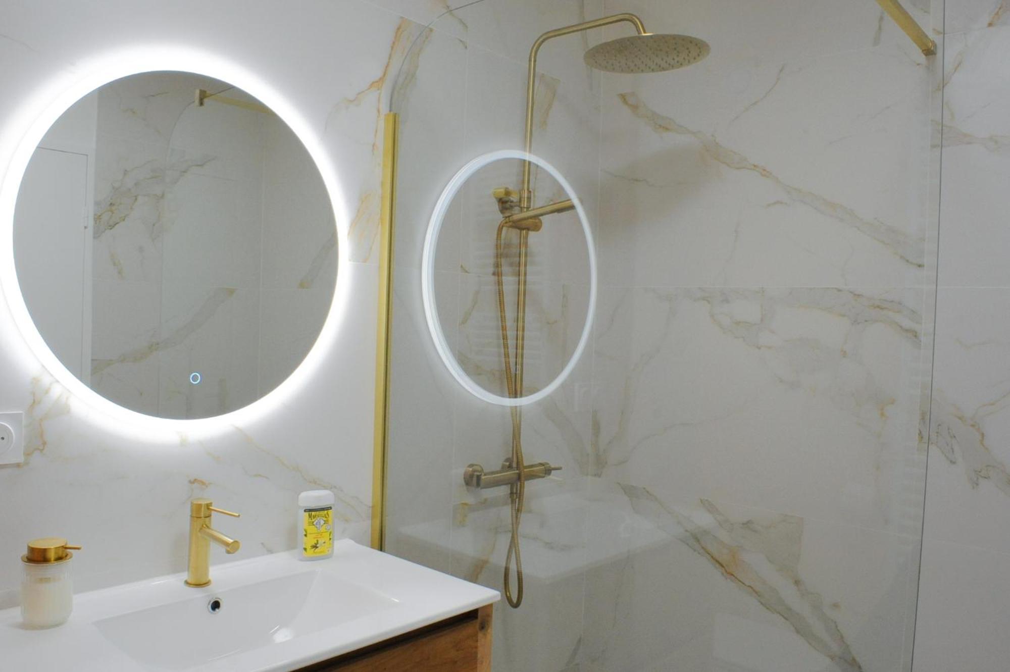 Cosy, Calme Et Climatise Proche Centre Apartment