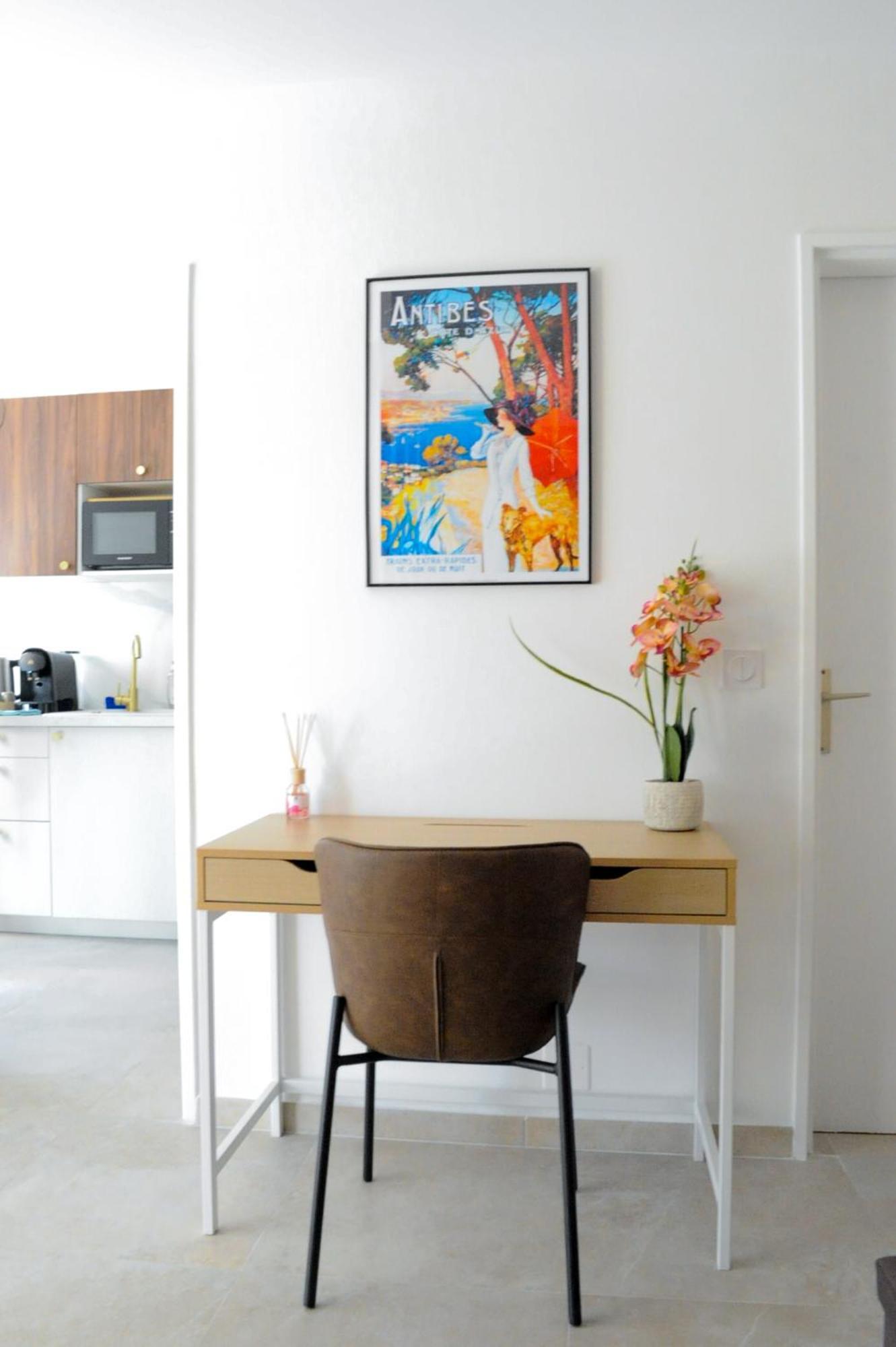 Cosy, Calme Et Climatise Proche Centre * Antibes