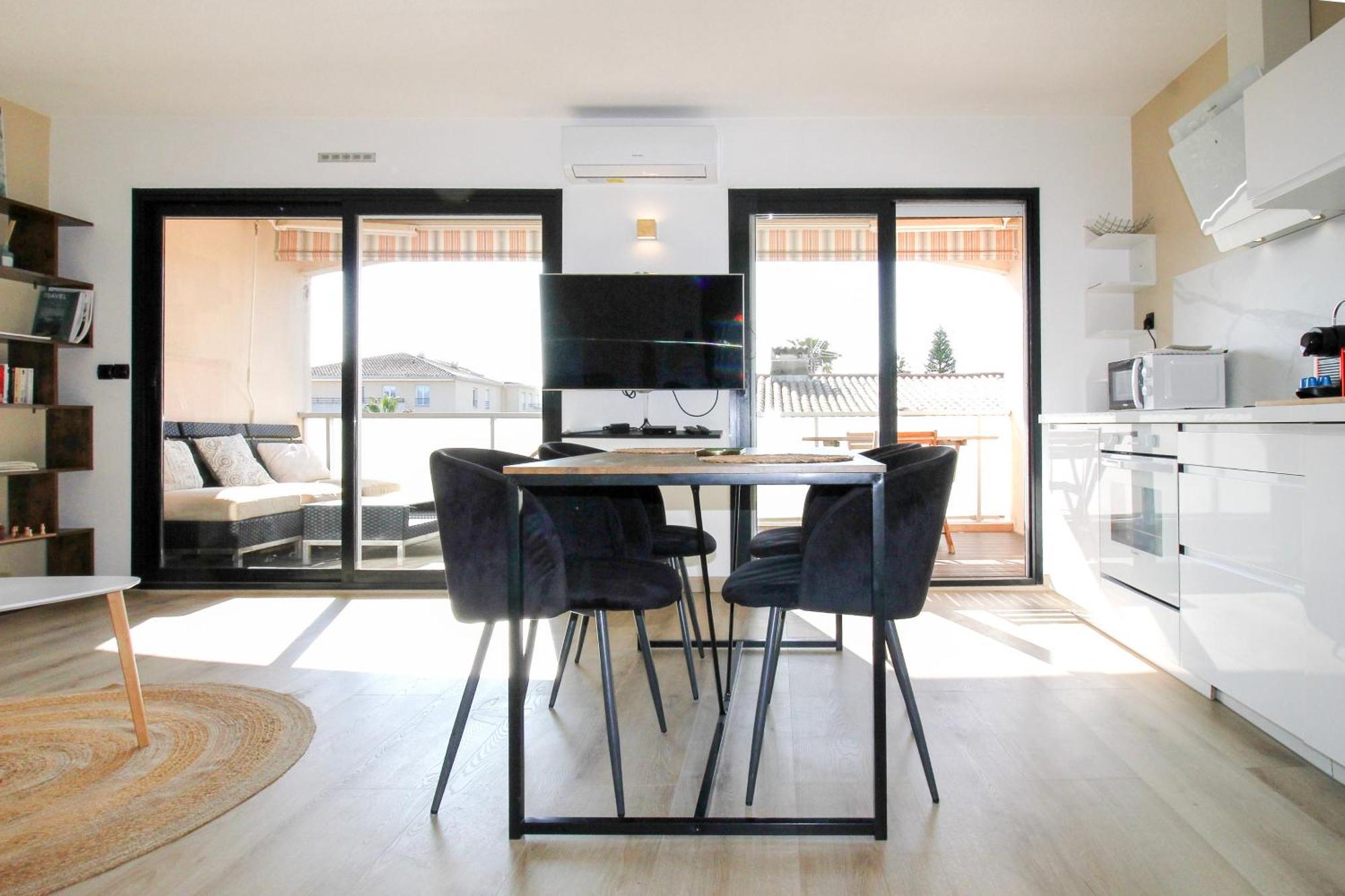 Apartment Jules Grec Loggia Piscine Et Confort A