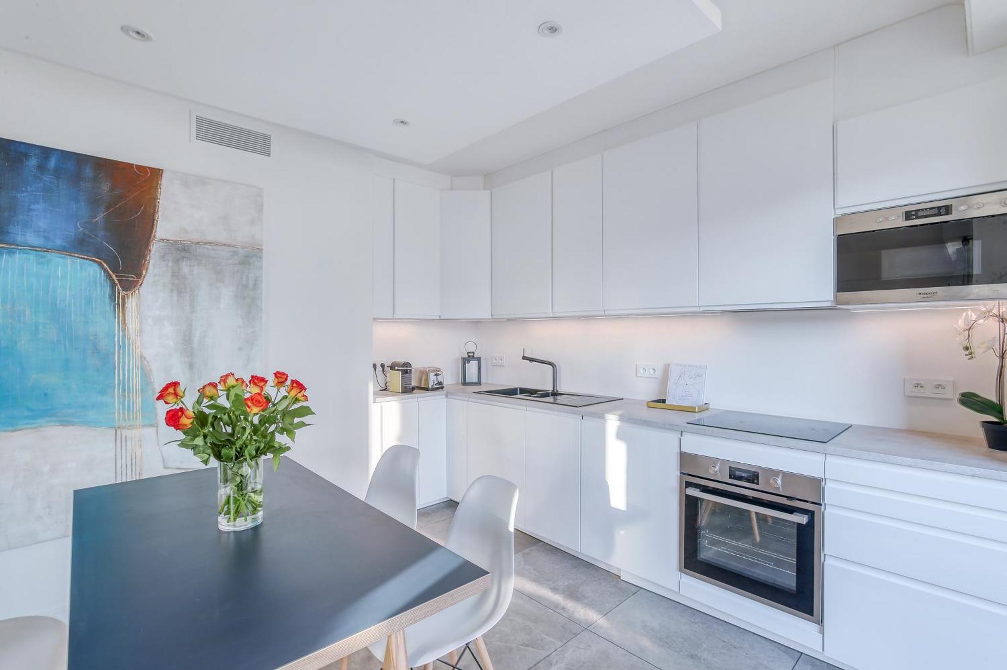 Apartment Centre-ville - *