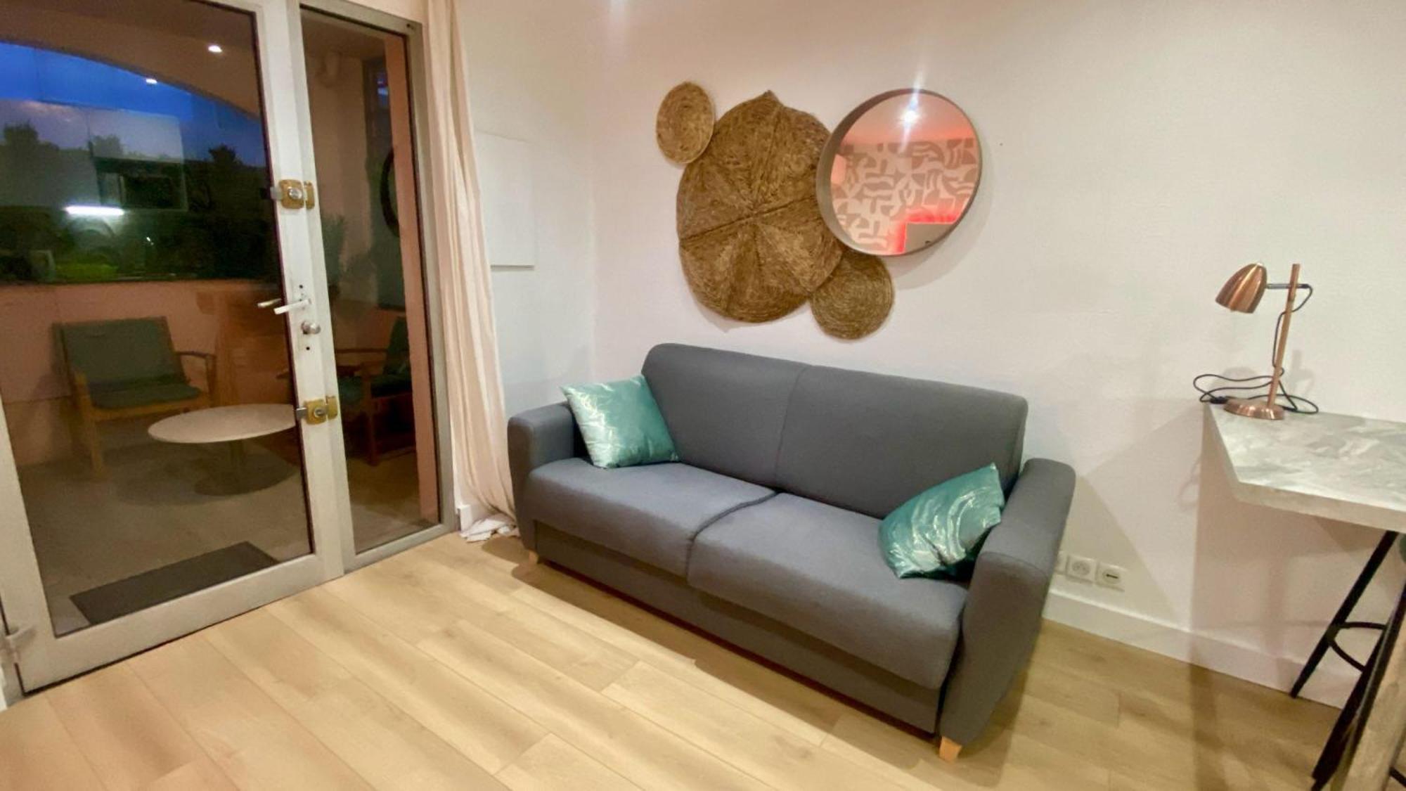 Apartment Bricka - 200m To The Beach, Parking, Clim, Terrace