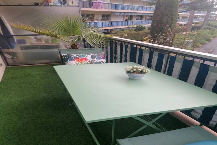 Holiday home Grand In With Terrace