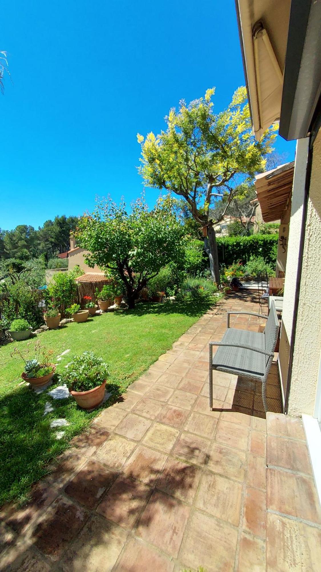 Hébergement de vacances Jolie Maison Hauteur D'antibes