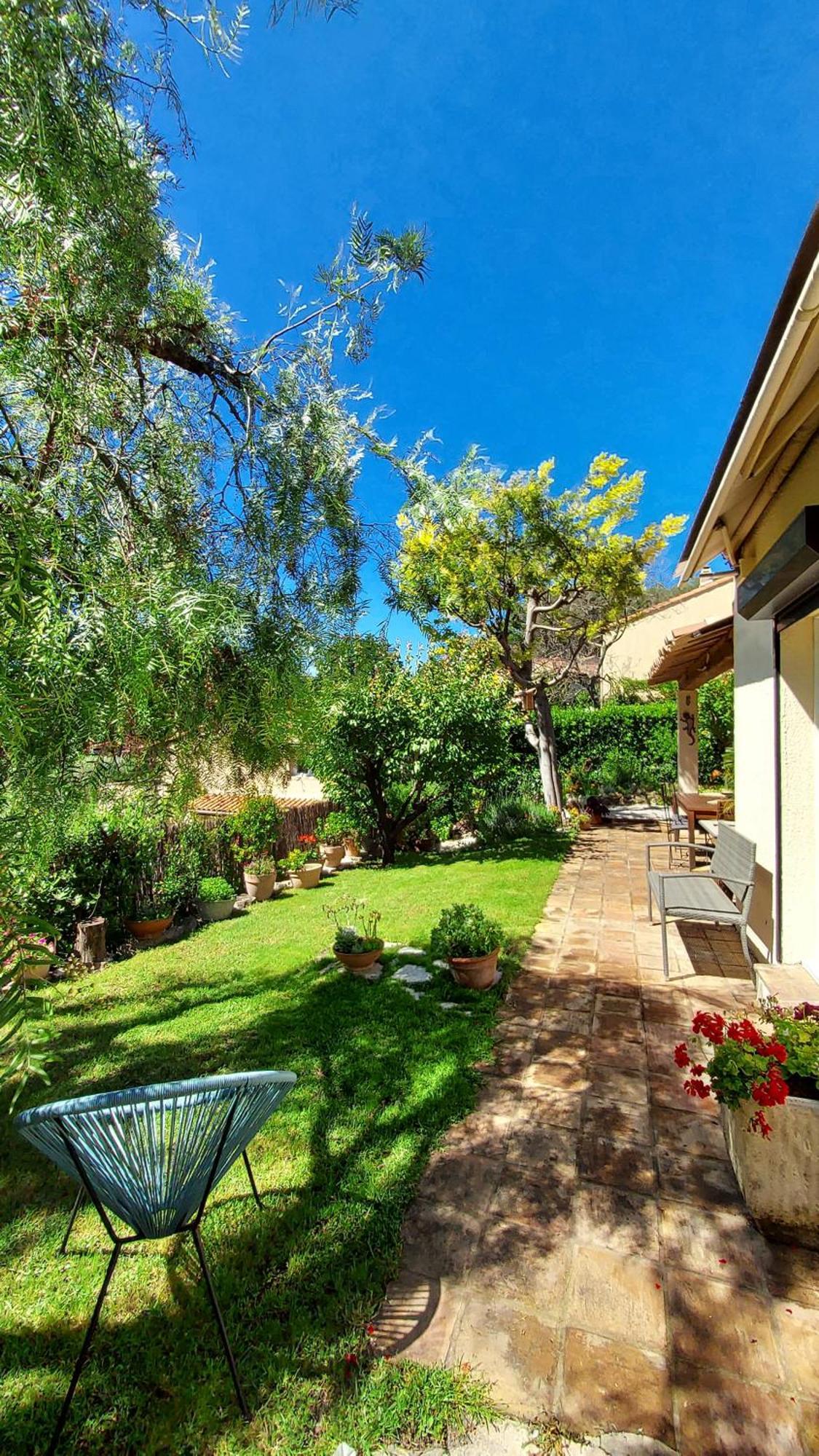 Hébergement de vacances Jolie Maison Hauteur D'antibes