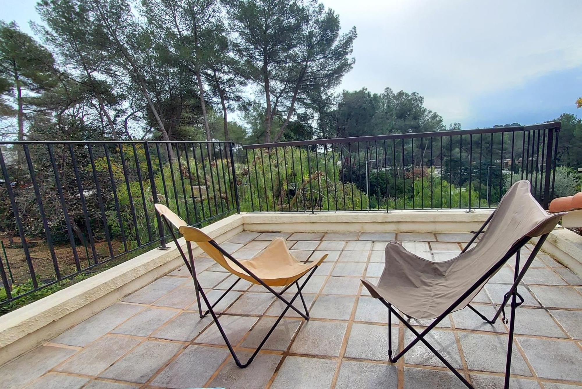Jolie Maison Hauteur D'antibes Hébergement de vacances Antibes