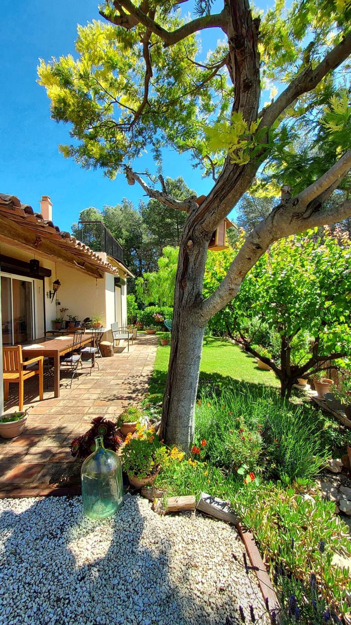Jolie Maison Hauteur D'antibes
