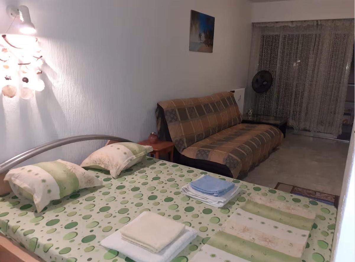 Charme De La Apartment *