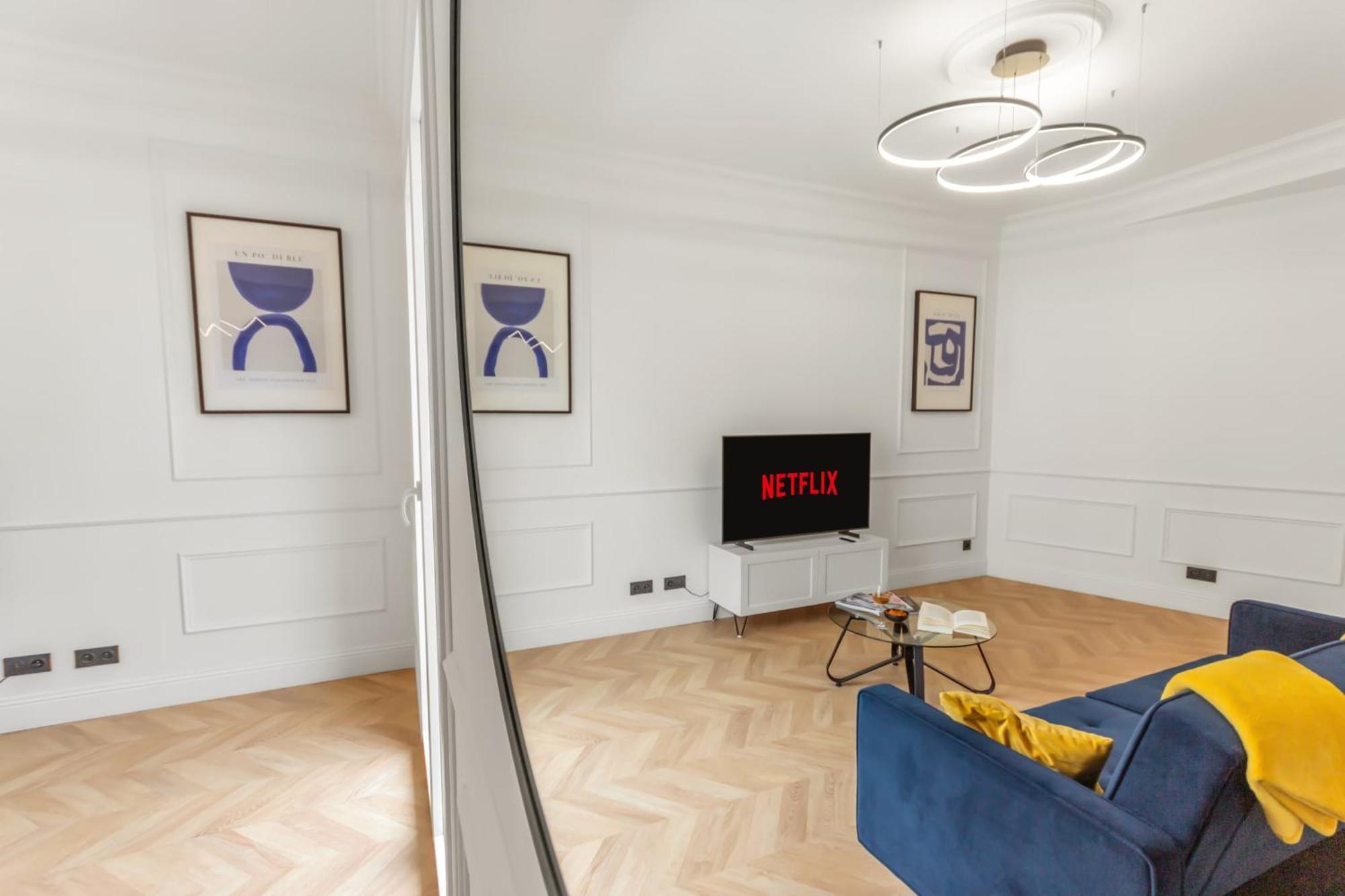 Le Versailles - Hypercentre - Luxurious - Spacious - Ac Apartment