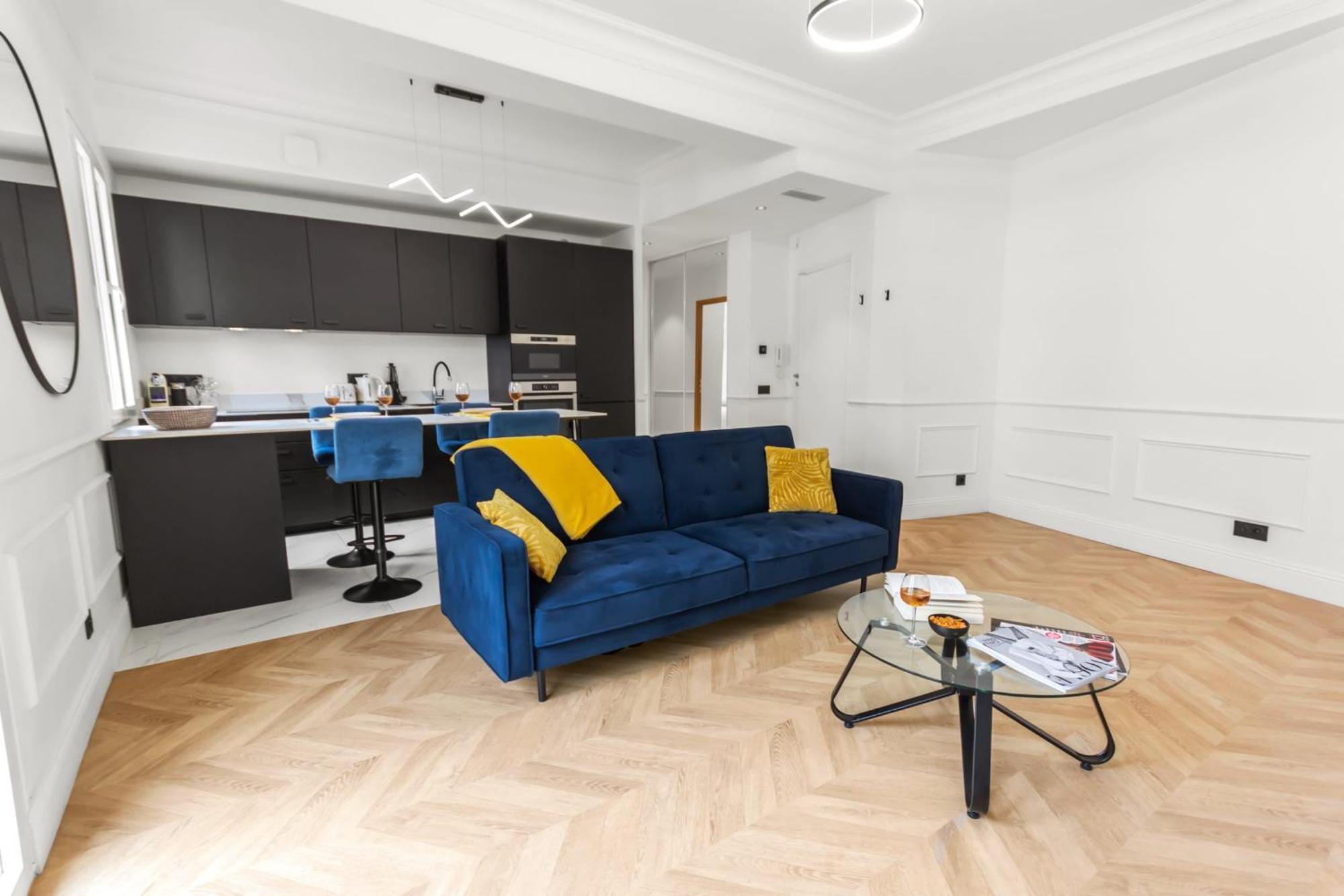 Le Versailles - Hypercentre - Luxurious - Spacious - Ac Apartment Antibes