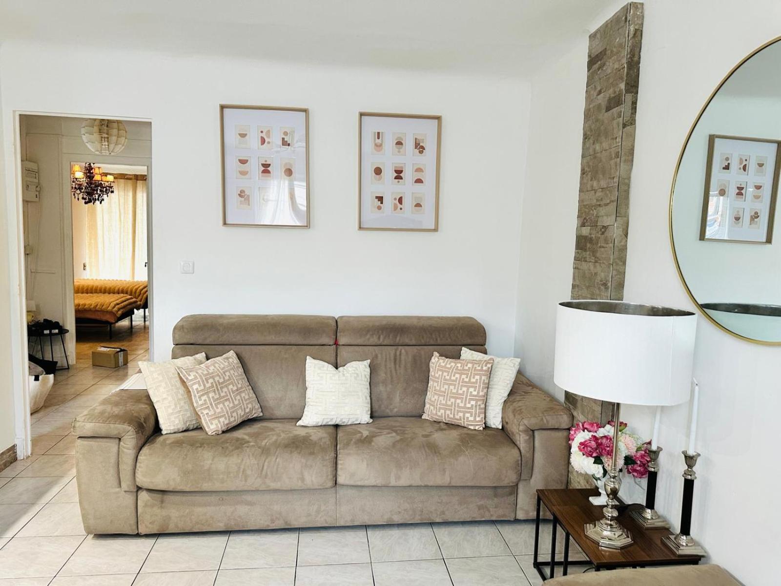 Apartment Centre-ville, 2 Bedrooms 6 Pers, Climatisation Antibes