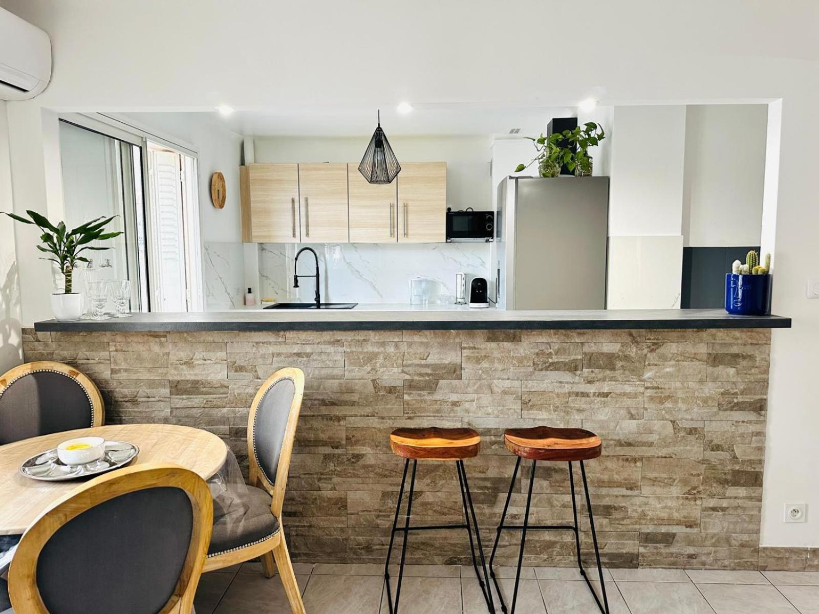 Apartment Centre-ville, 2 Bedrooms 6 Pers, Climatisation