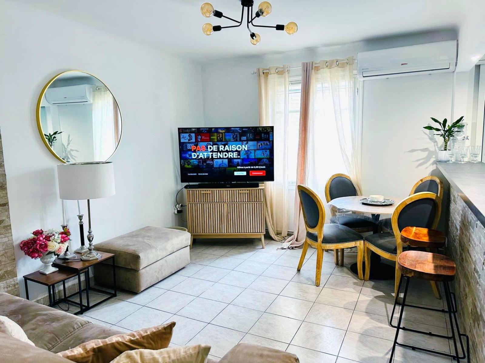 Centre-ville, 2 Bedrooms 6 Pers, Climatisation