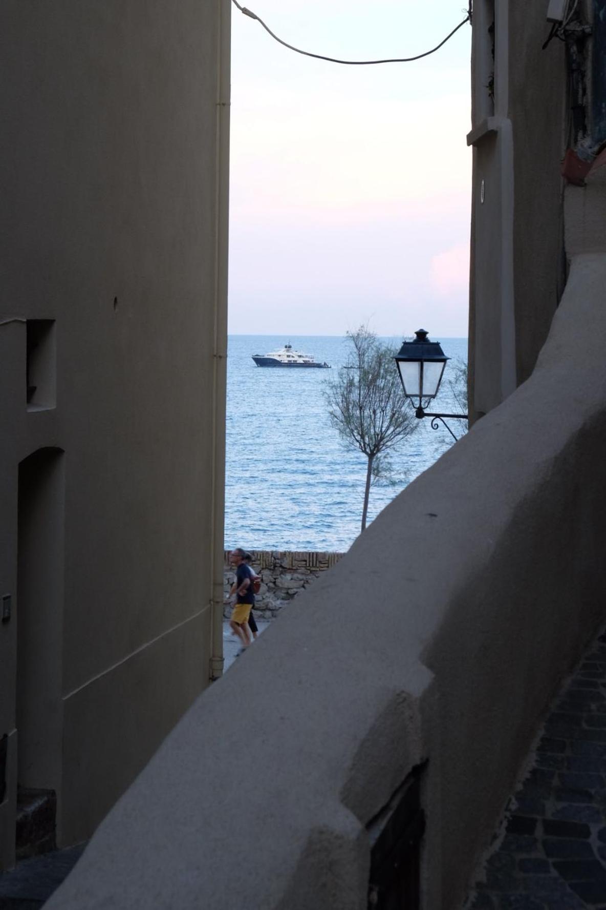 Rempart D'antibes Apartamento *