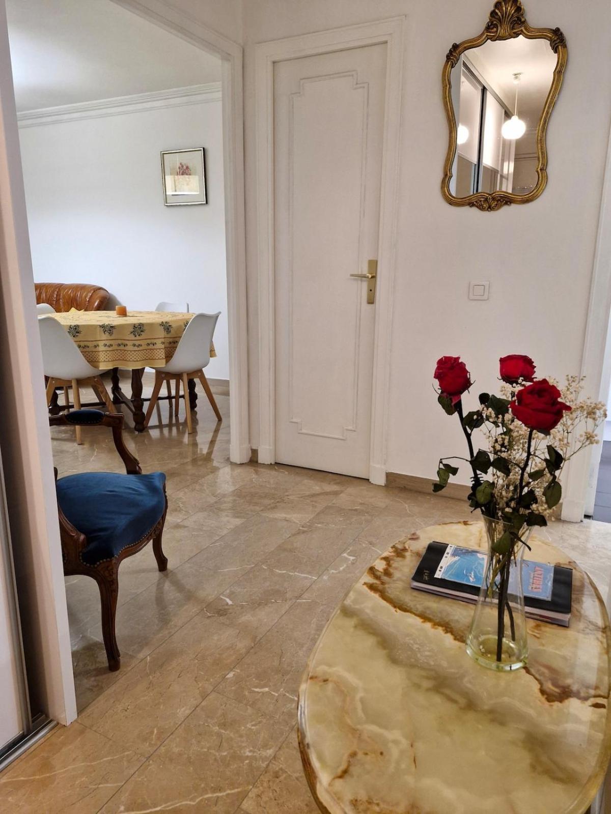 Juan-les-pins Centre Apartamento *